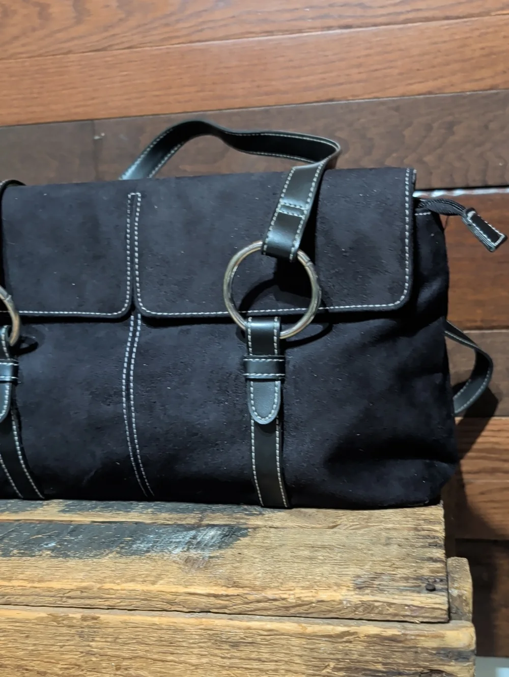 No Brand Tag Black Faux Suede Ring-Accent Shoulder Bag